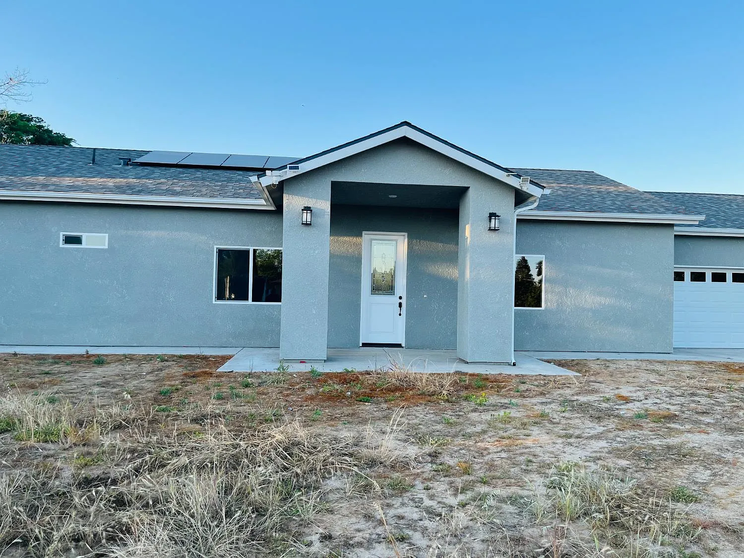 25791 Pickford Dr photo 1