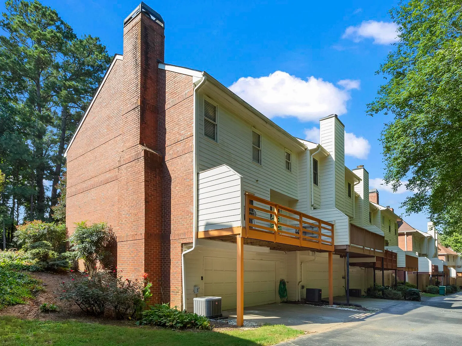 28 Huntington Place Drive - 1 — Photo 4