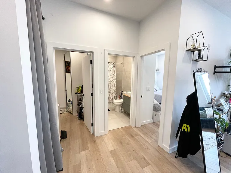 1309 N Hope St #1 — Photo 9