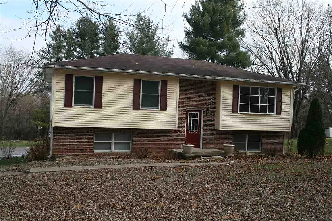 4270 N Maple Grove Rd photo 1