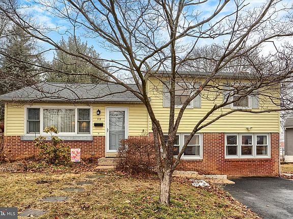 3rd image of 113 E Woodland Dr