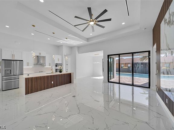 5th image of 1919 NW 34th Ave