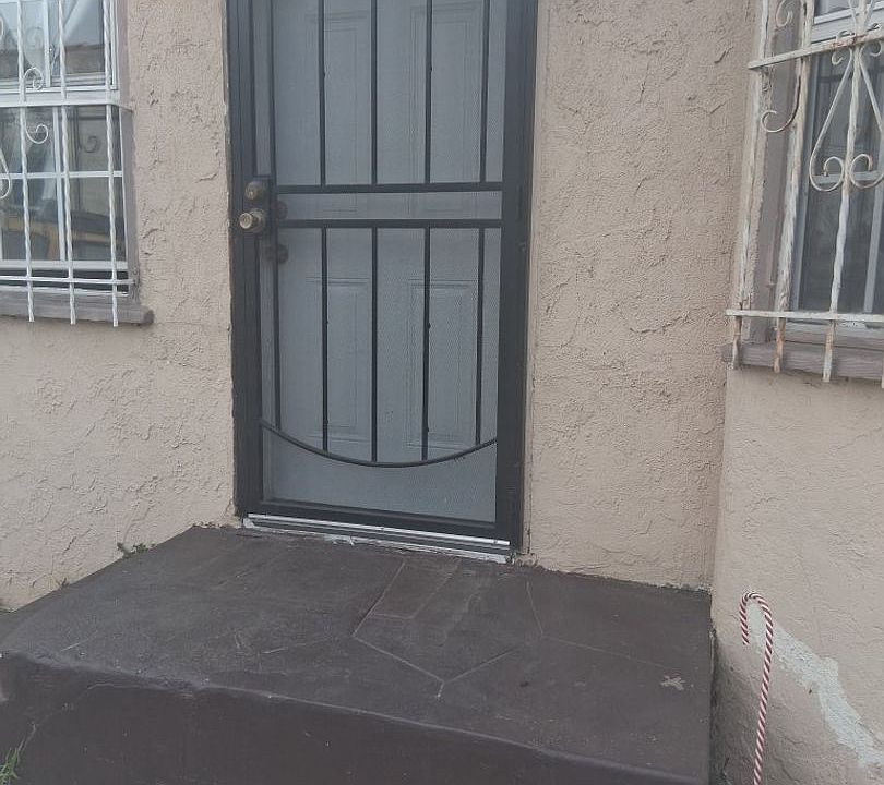 1st image of 551 W 95th St