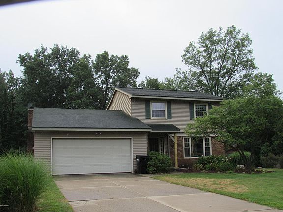 2nd image of 1550 Pinnacle East Dr SW