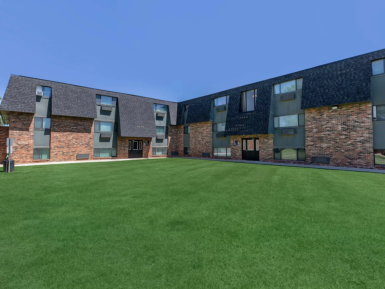 Amarillo Square Apartments — Photo 1