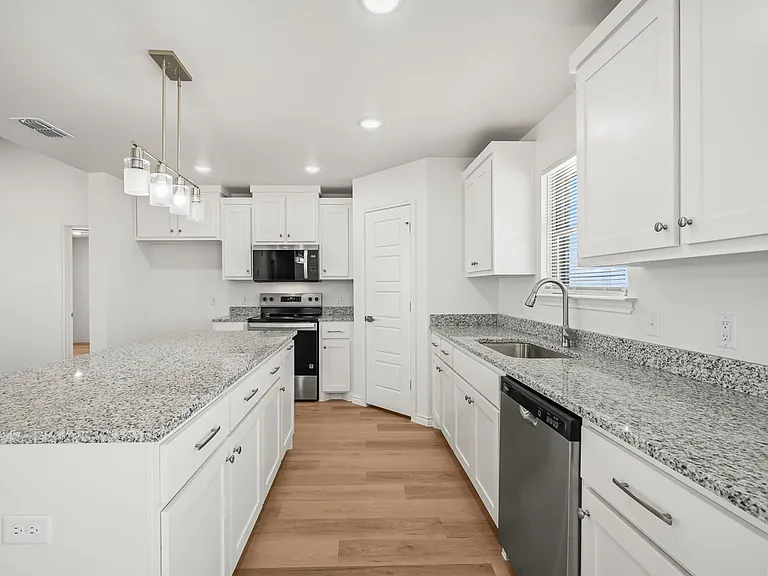 17311 N FM 400 — Photo 19