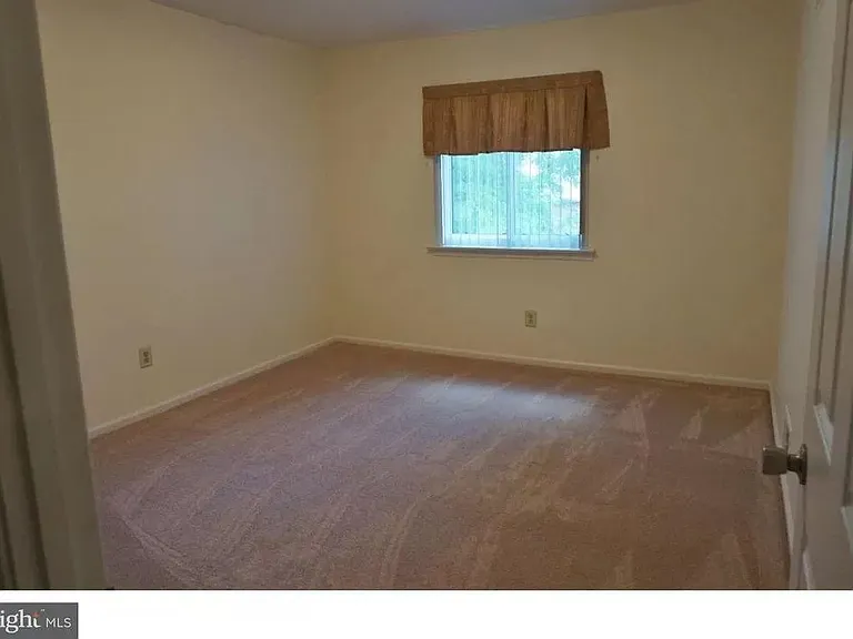 206 S Snowdon Ct — Photo 12