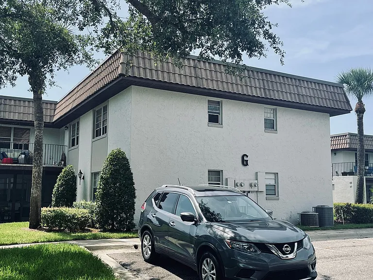 53 Windtree Ln #G102 — Photo 1