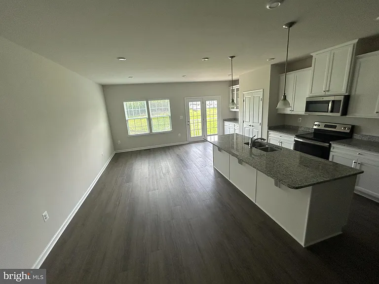 36072 Coyote — Photo 9