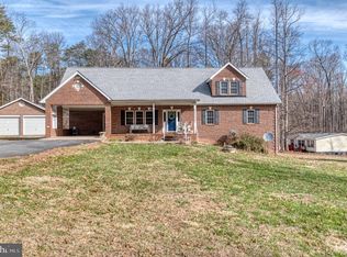 3220 Courtney School Rd, Midland, VA 22728