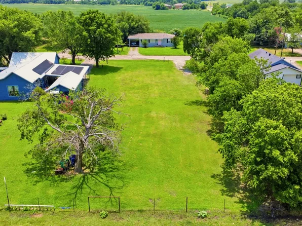 2501 McFarland, Caddo Mills, TX 75135