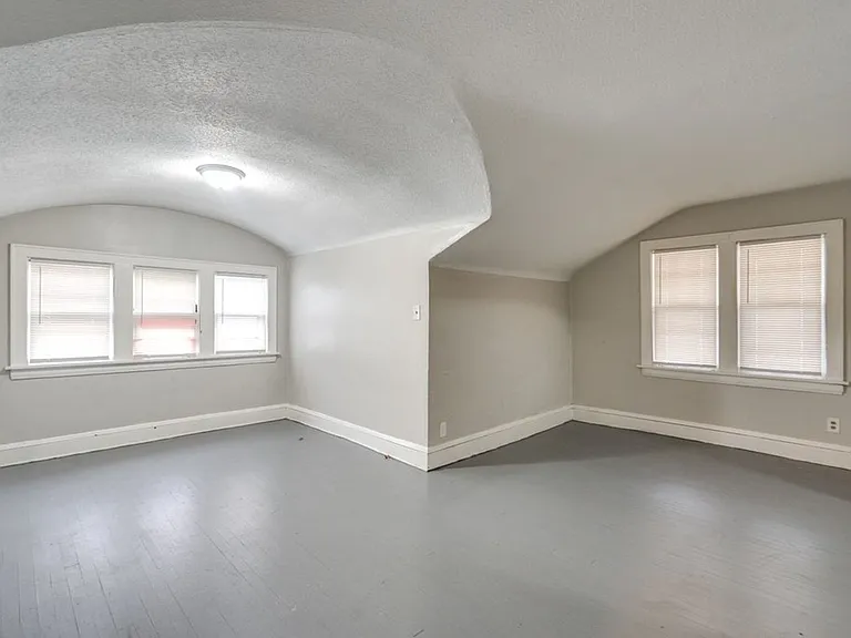 614 Madison Ave — Photo 6