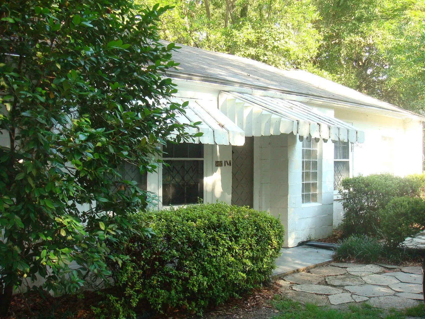 1401 Williams Street — Photo 2