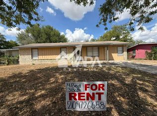 7831 Gallop Dr, San Antonio, TX 78227