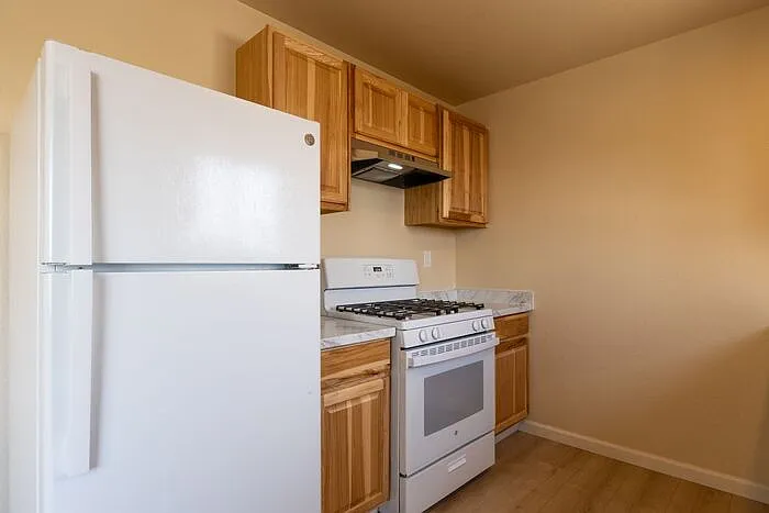 1185 Amador Ave #B — Photo 17