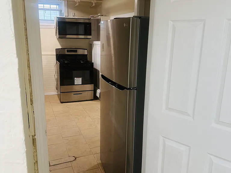 367 Fairview Ave — Photo 13