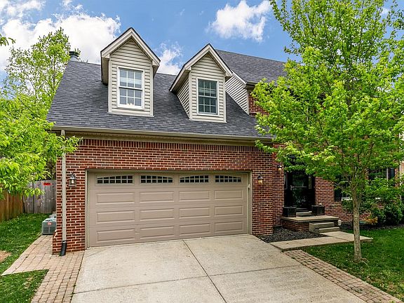 2nd image of 425 Amberley Dr