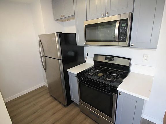 2nd image of 750 N Hayworth Ave APT 18