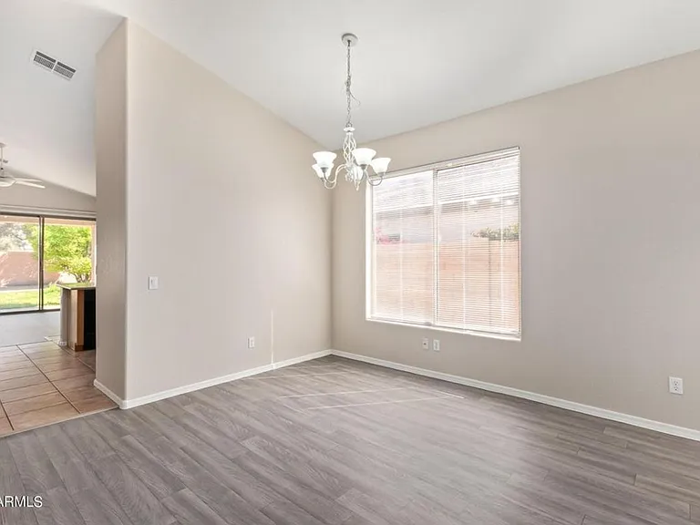 962 W Desert Broom Ct — Photo 8