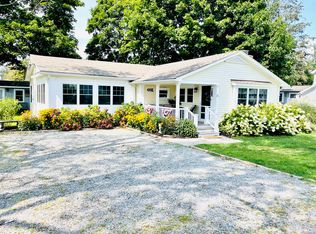 21 Town Beach Rd, Old Saybrook, CT 06475