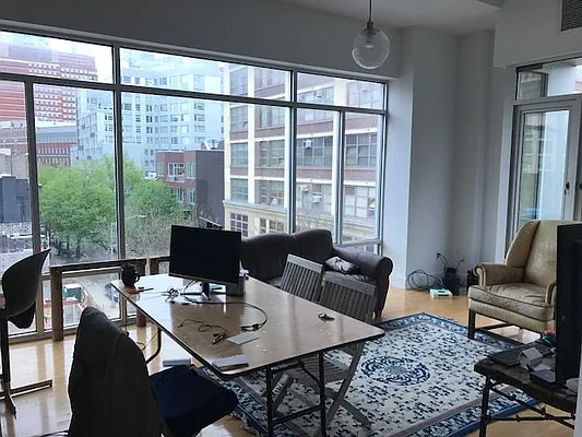 Rented by Premier Metro Realty Corp | media 26