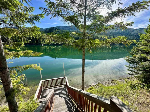 21 Joyner Dr E, Cusick, WA 99119
