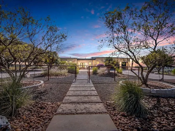 20 N Spies Ridge Dr, Fredericksburg, TX 78624