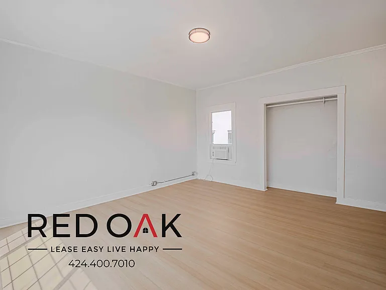 816- 822 S Park View St — Photo 39
