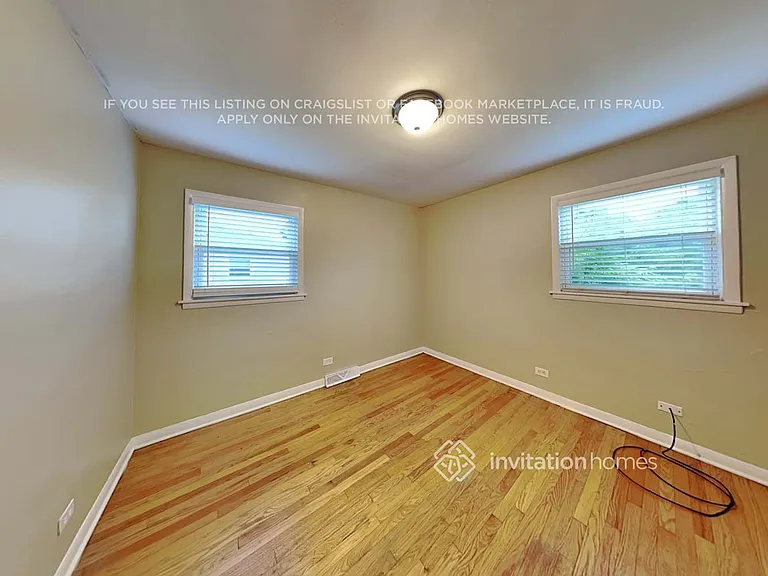 10111 S 53rd Ave — Photo 13