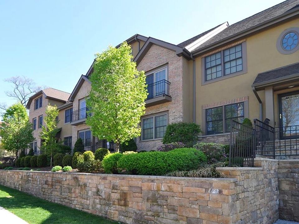1st image of 70 Fisher Ave