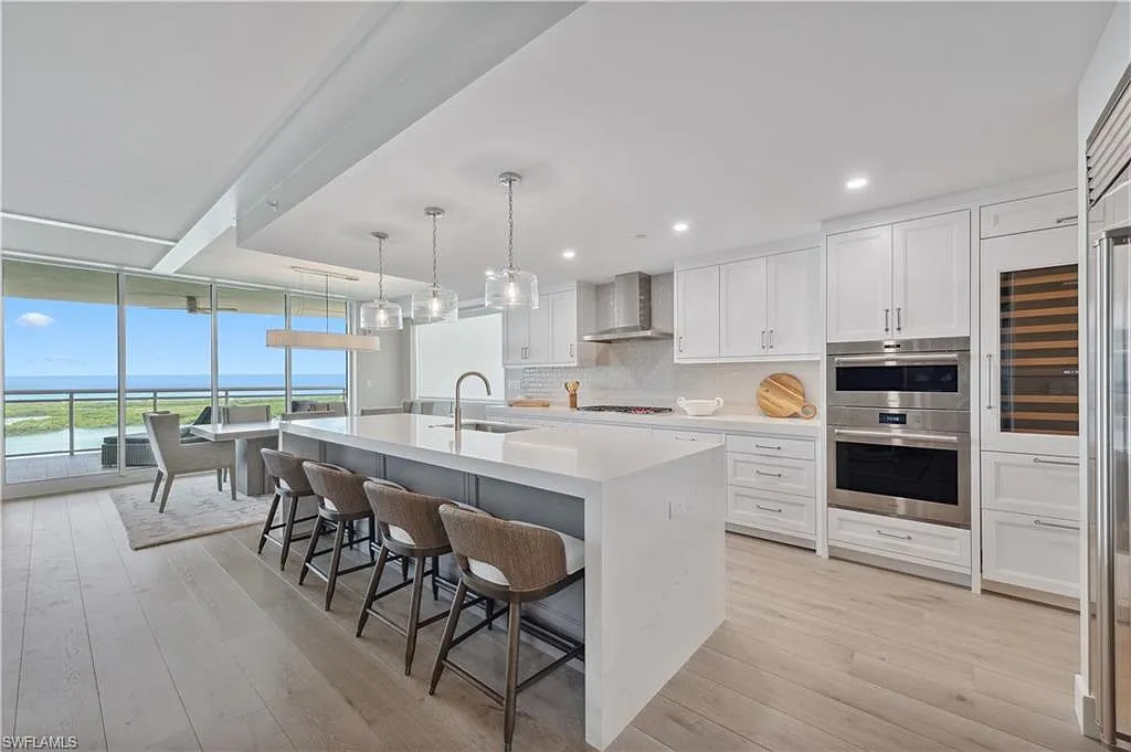 4 bed, 4.0 bath, 3238 sqft, $45,000 — Photo 4