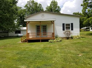 4 Faughn Rd, Brookport, IL 62910