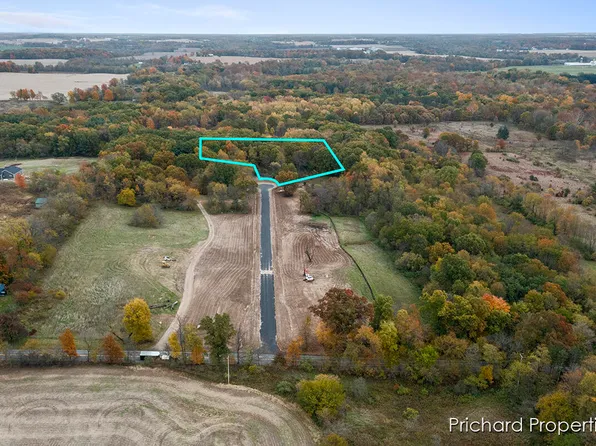 12552 Agate Ct SE, Alto, MI 49302