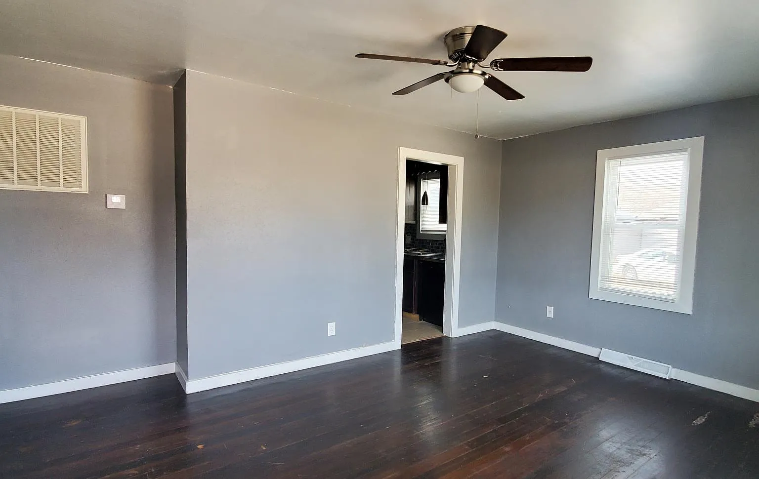 3 bed, 1280 sqft, $1,150 — Photo 3
