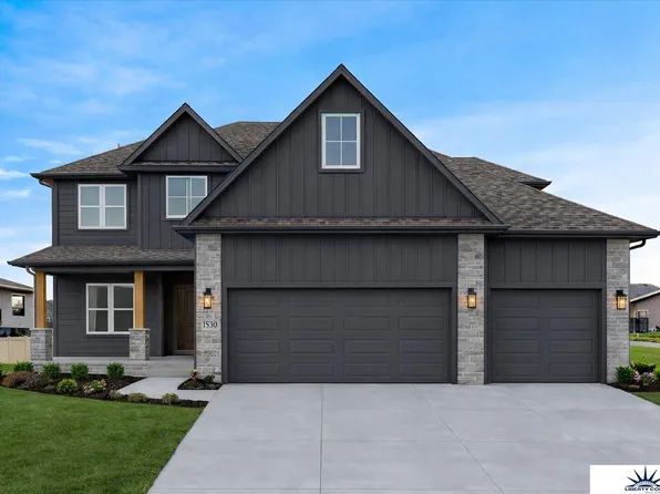 19914 Weir St, Omaha, NE 68135