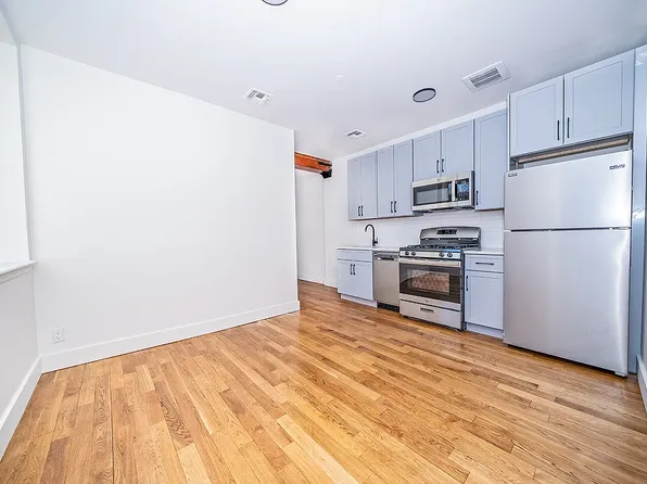 470 Pulaski Street image 1 of 15