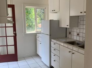 1452 1/2 Silverlake Dr, Los Angeles, CA 90026