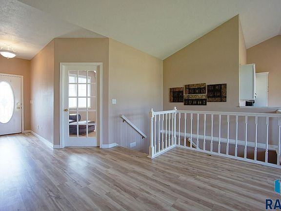 3rd image of 4924 S Kalen Pl