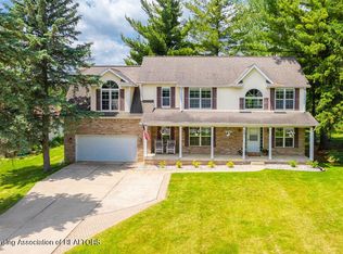 5871 Green Rd, Haslett, MI 48840