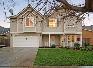 369 E Beech Ave, Reedley, CA 93654