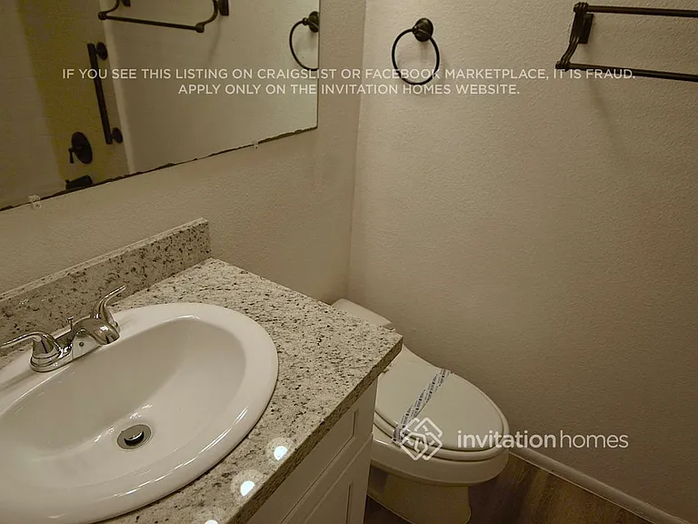 2301 W Waltann Ln — Photo 19
