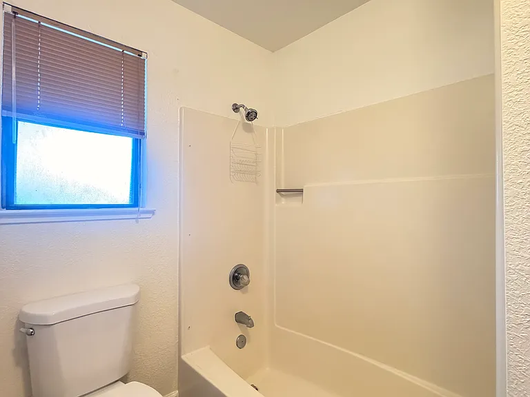 2711 Hopi Ct — Photo 16