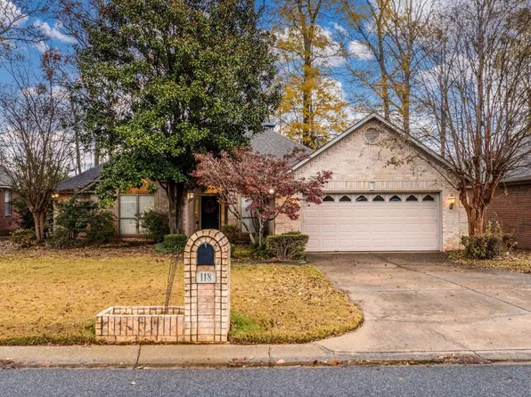 118 Nemours Ct, Maumelle, AR 72113