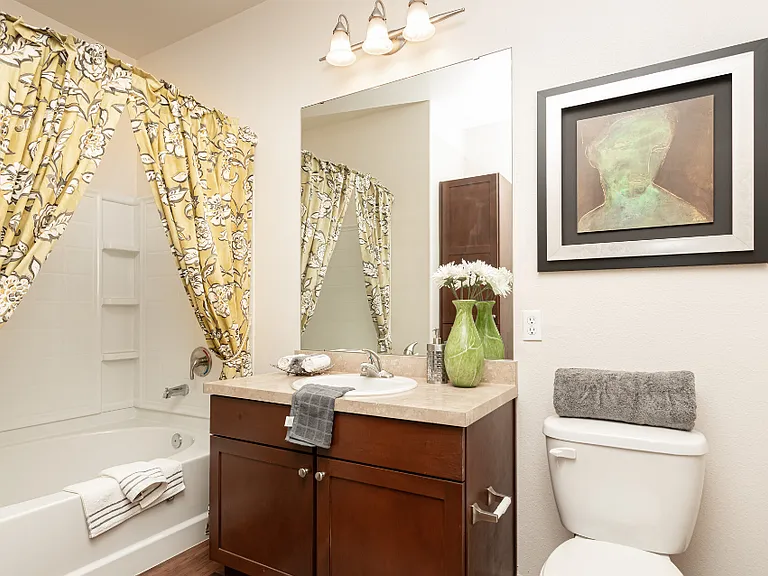Jamestown Place Apartments Bossier City — Photo 3