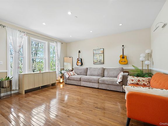 2nd image of 26 Bellefair Road