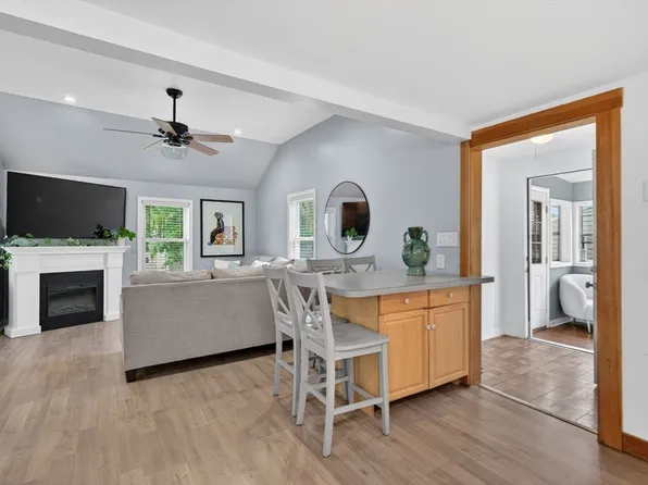 29 Bacheller St, Lynn, MA 01904