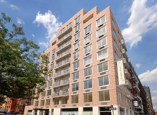 Sold by Warburg | media 1