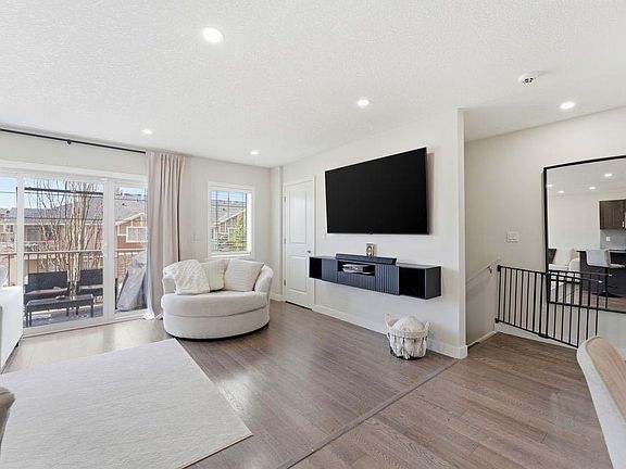 5th image of 250 W Sage Valley Rd NW #704