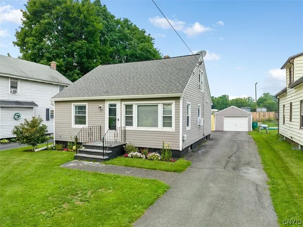 6 Norton Ave, Clinton, NY 13323