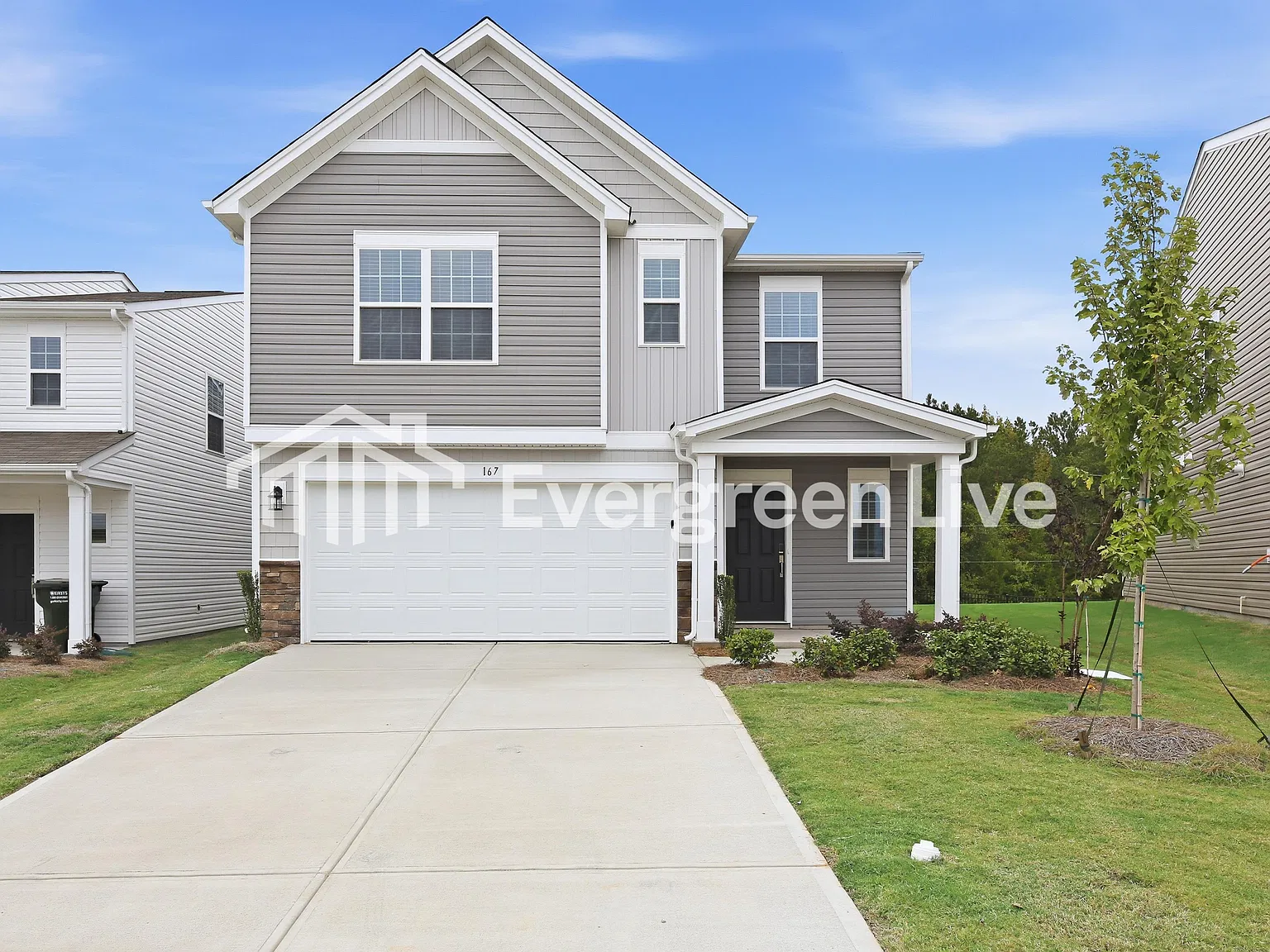 5 bed, 3.0 bath, 2577 sqft, $2,140 — Photo 2